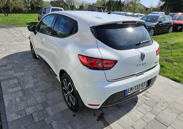 Renault Clio cena 21900 przebieg: 142000, rok produkcji 2017 z Zamość małe 106